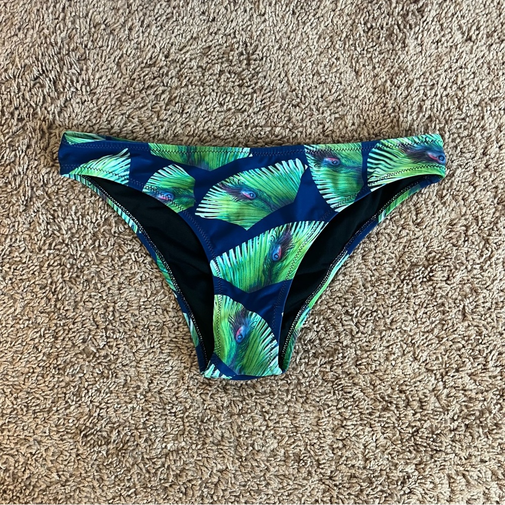 Peacock design cupshe bikini bottoms
